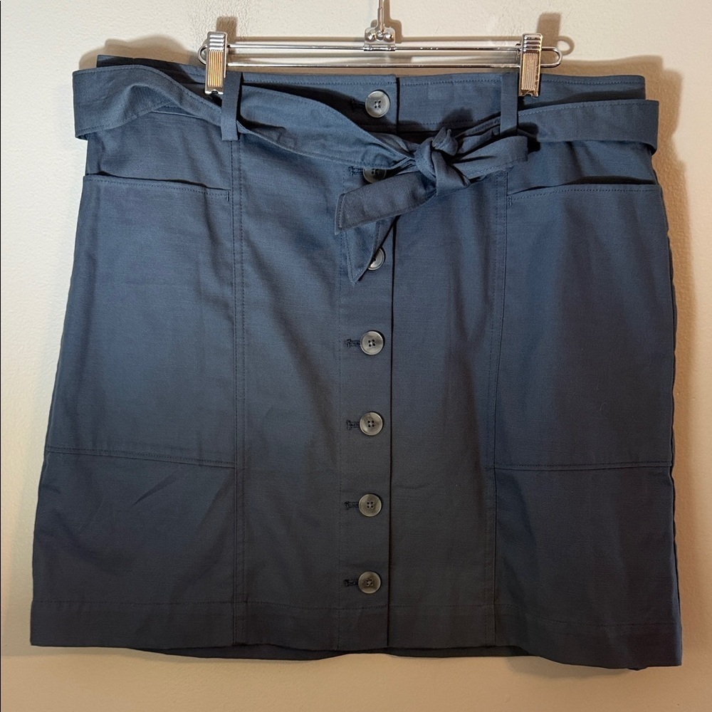 LOFT Outlet NEW Gray/Blue Belted Button Pocket Mini Skirt Size 14